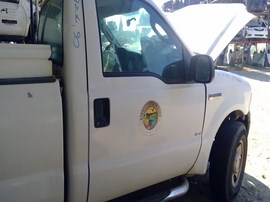 2006 FORD F250SD, WHITE, XL MODEL, STD CAB, 5.4L, AT, 2WD.  F26509